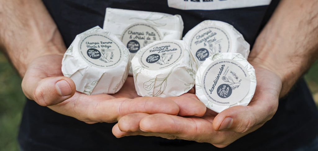 Cómo cambiar a un champú en barra y adaptarte a la transición